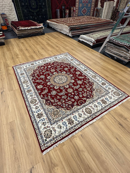 Nain Rug - 249 cm x 192 cm