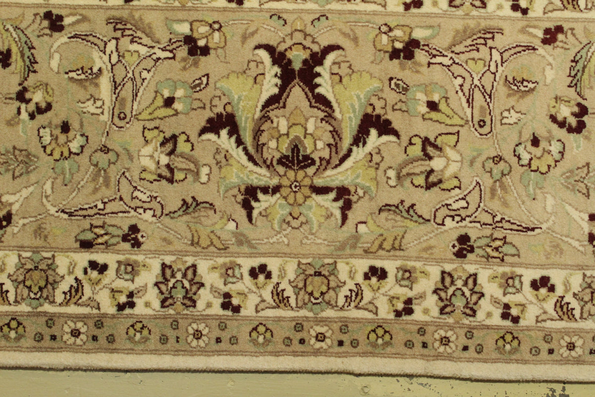 Kashmiri Rug - 366 cm x 275 cm