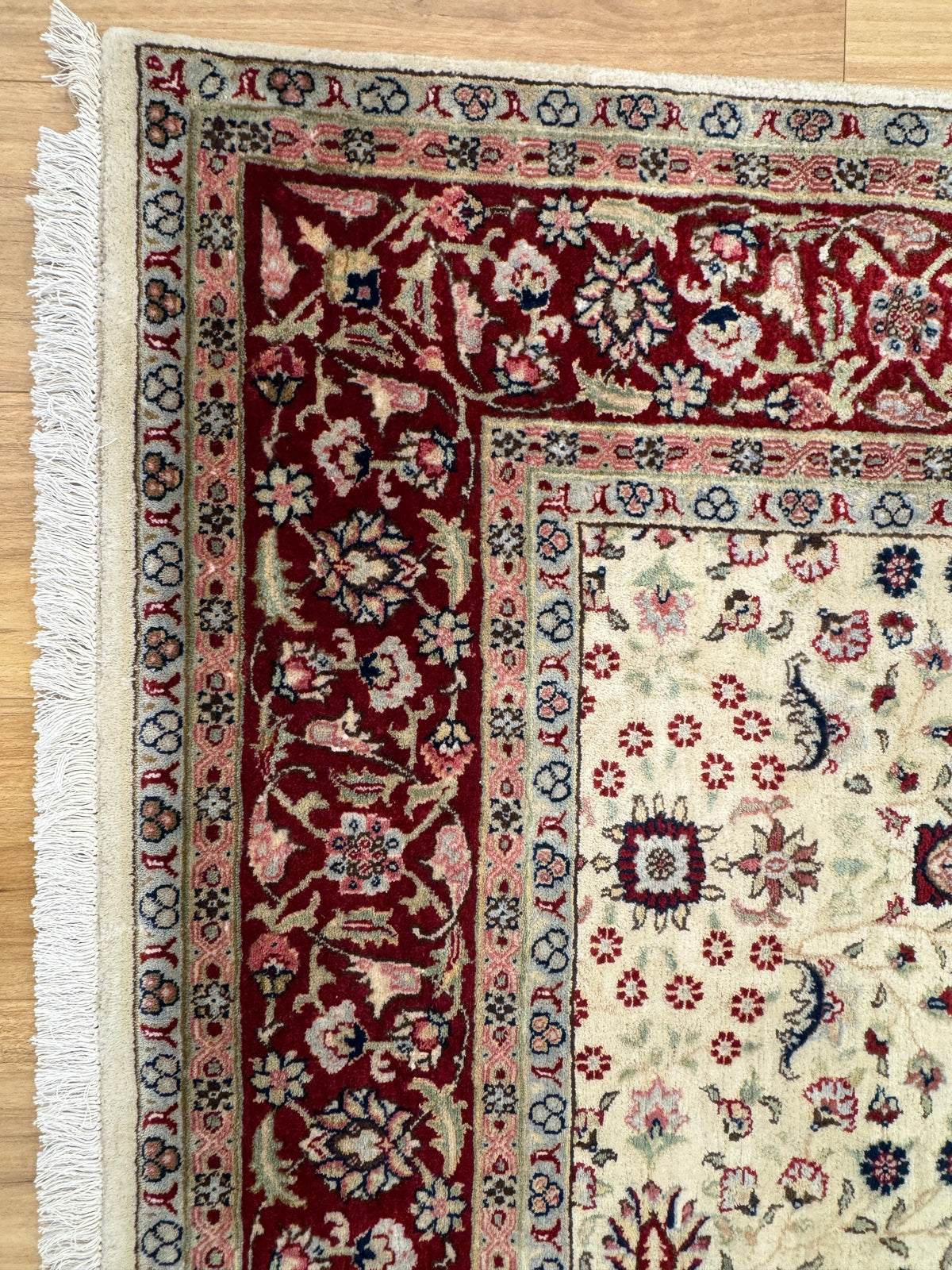 Ziegler Rug - 265 cm x 185 cm