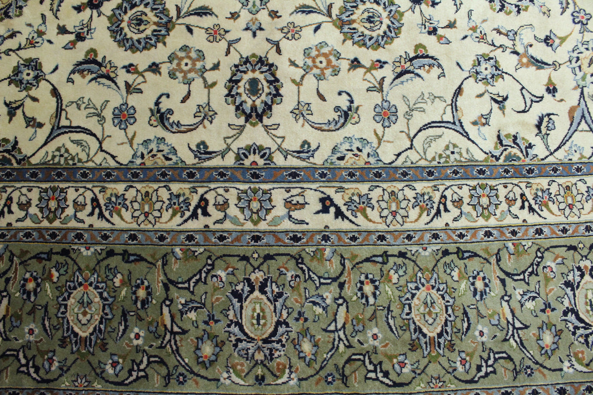 Kashmar Rug (Kurk Wool) - 391 cm x 297 cm