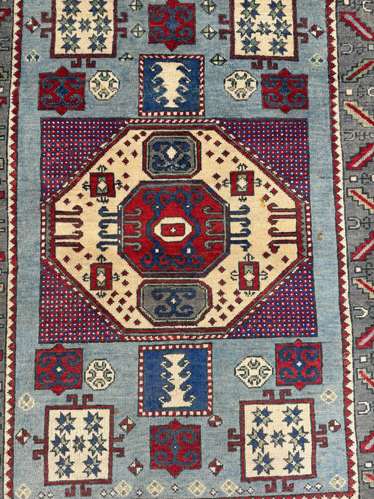 Kazak Rug - 155 cm x 110 cm