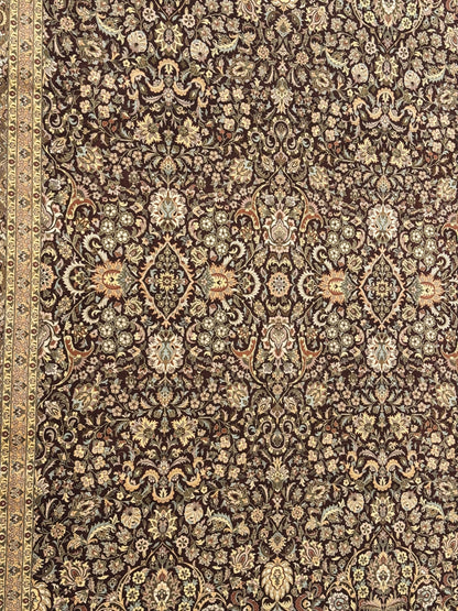 Kashmiri Rug - 371 cm x 280 cm