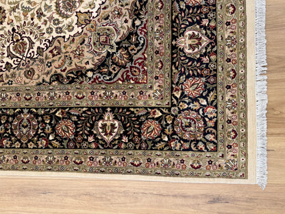 Kashmiri Rug - 365 cm x 275 cm