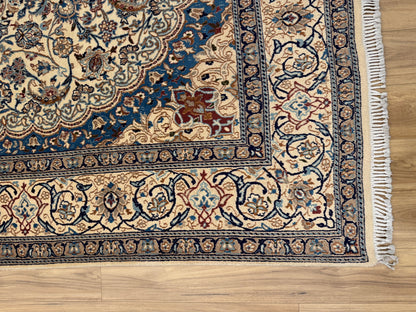 Nain Rug - 352 cm x 246 cm