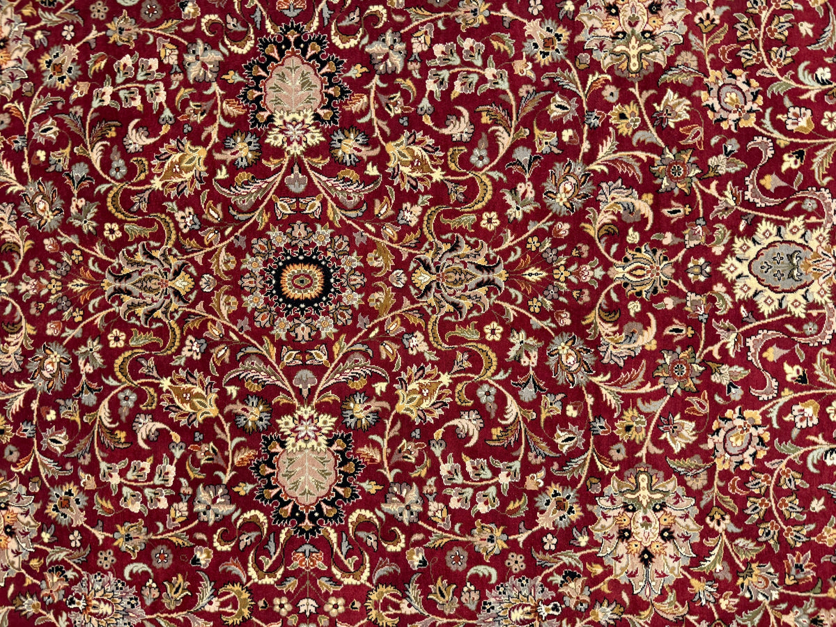 Kashmiri Rug - 365 cm x 275 cm
