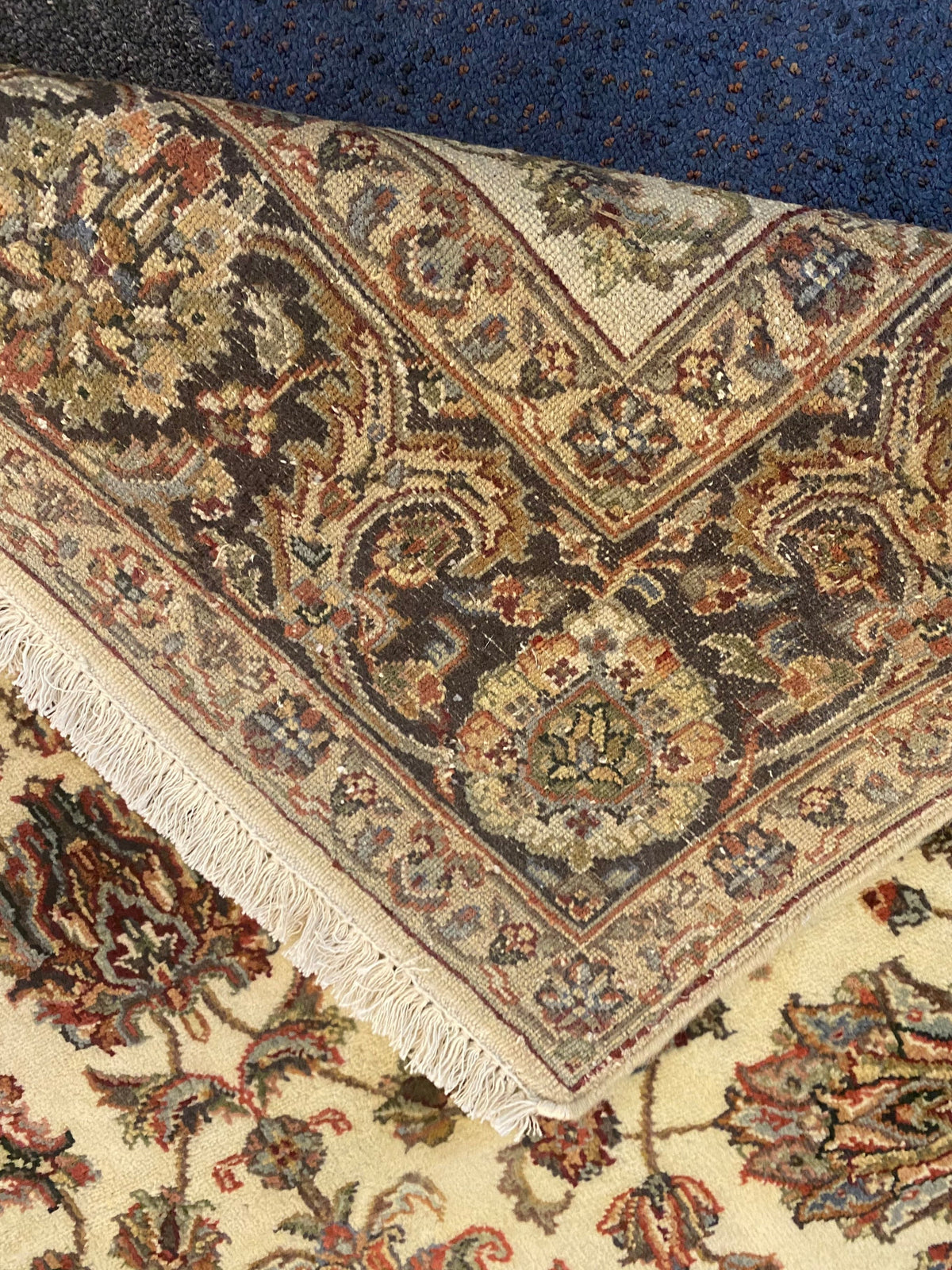 Ziegler Rug - 179 cm x 124 cm