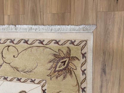 Ziegler Rug - 370 cm x 270 cm