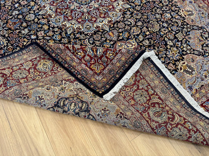 Isfahan Rug - 320 cm x 241 cm