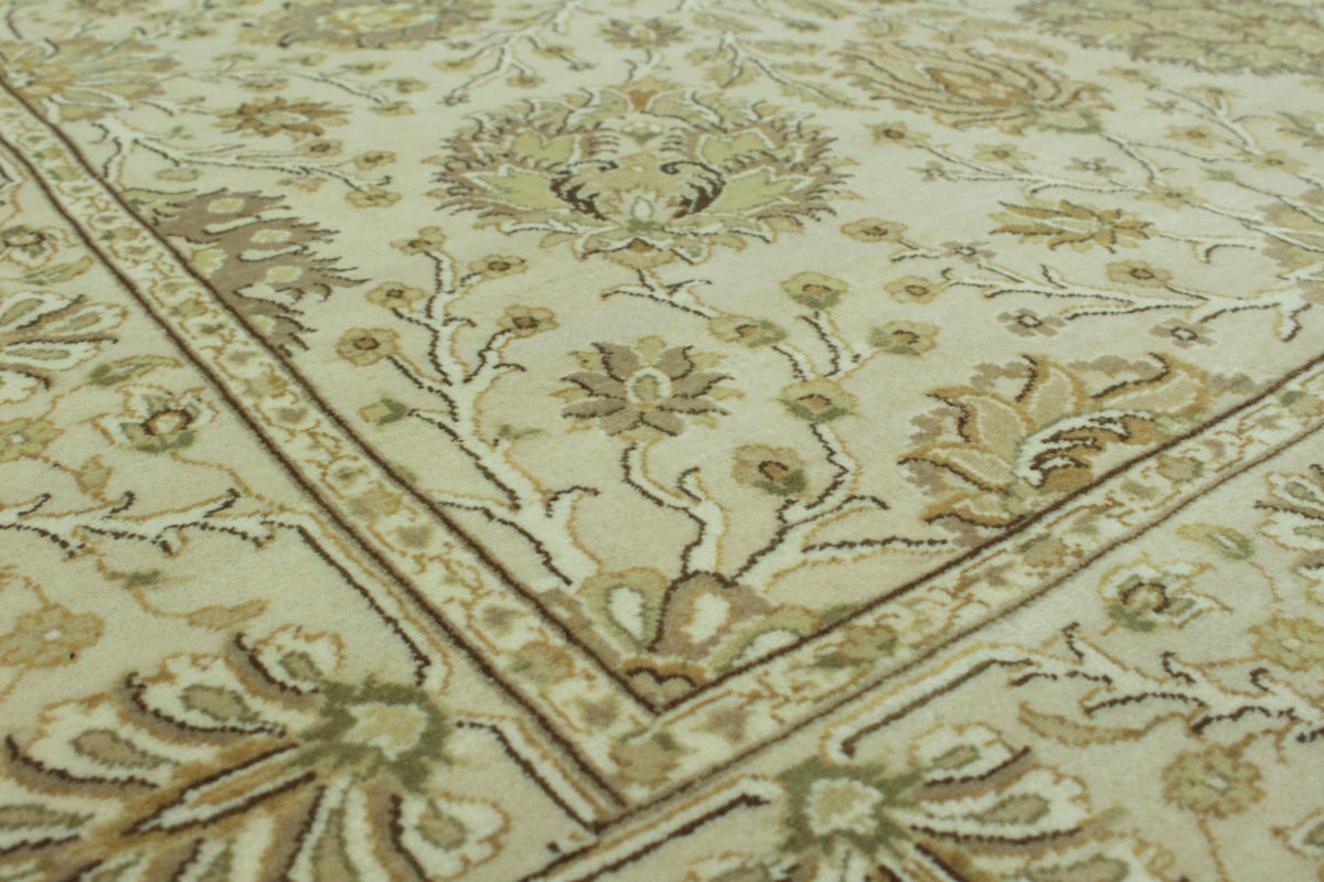 Kashmiri Rug  - 185 cm x 119 cm