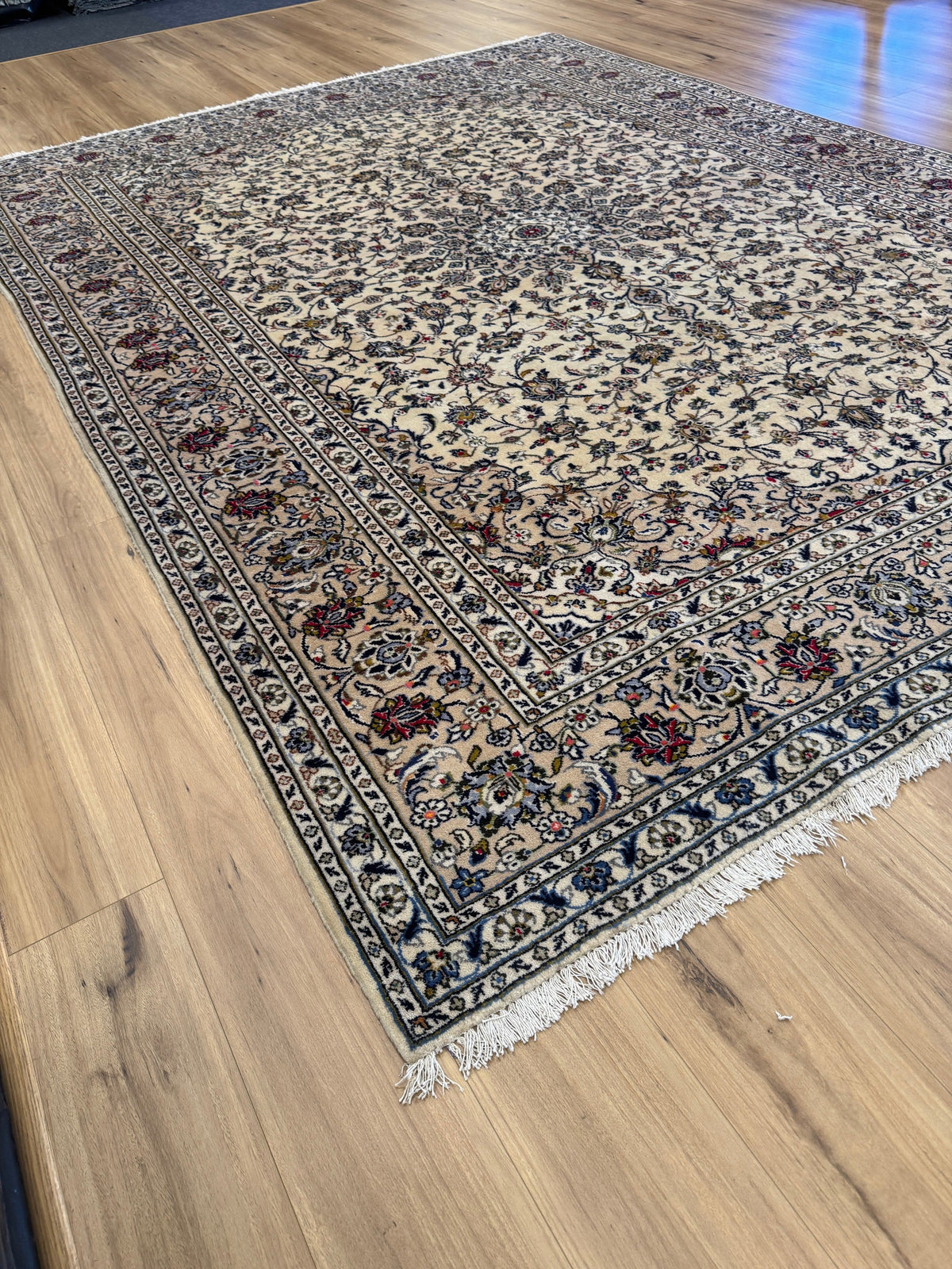 Yazd Rug - 350 cm x 250 cm