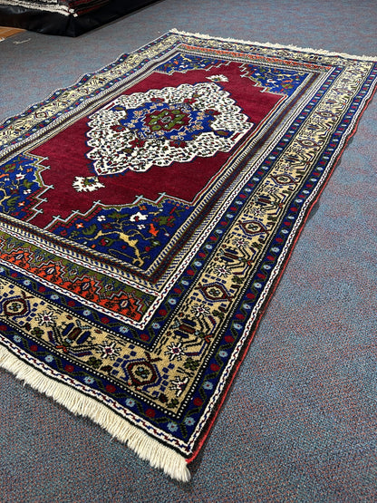 Turkish Rug - 235 cm x 150 cm