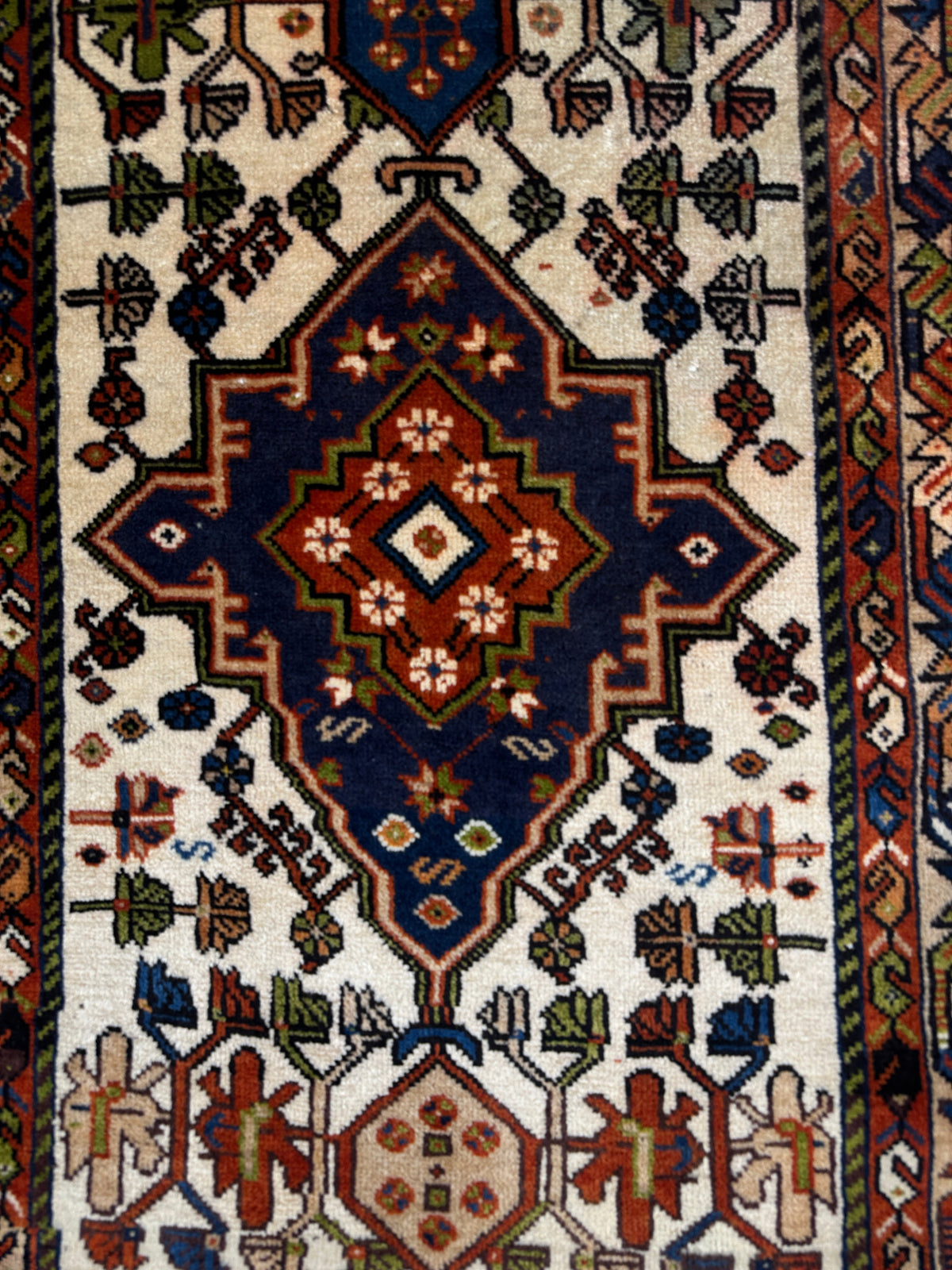 Yalemeh Rug - 315 cm x 80 cm