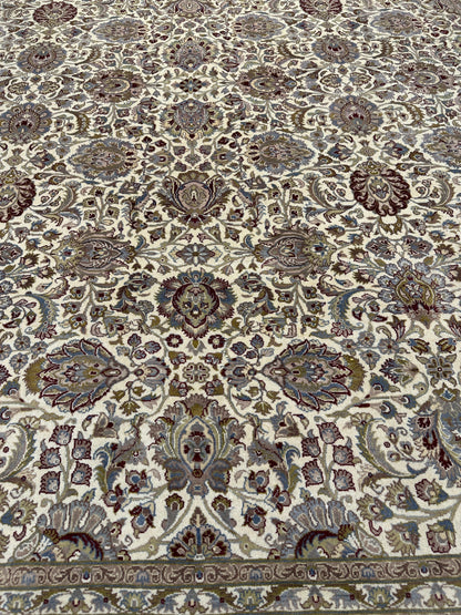 Kashmiri Rug  - 310 cm x 249 cm
