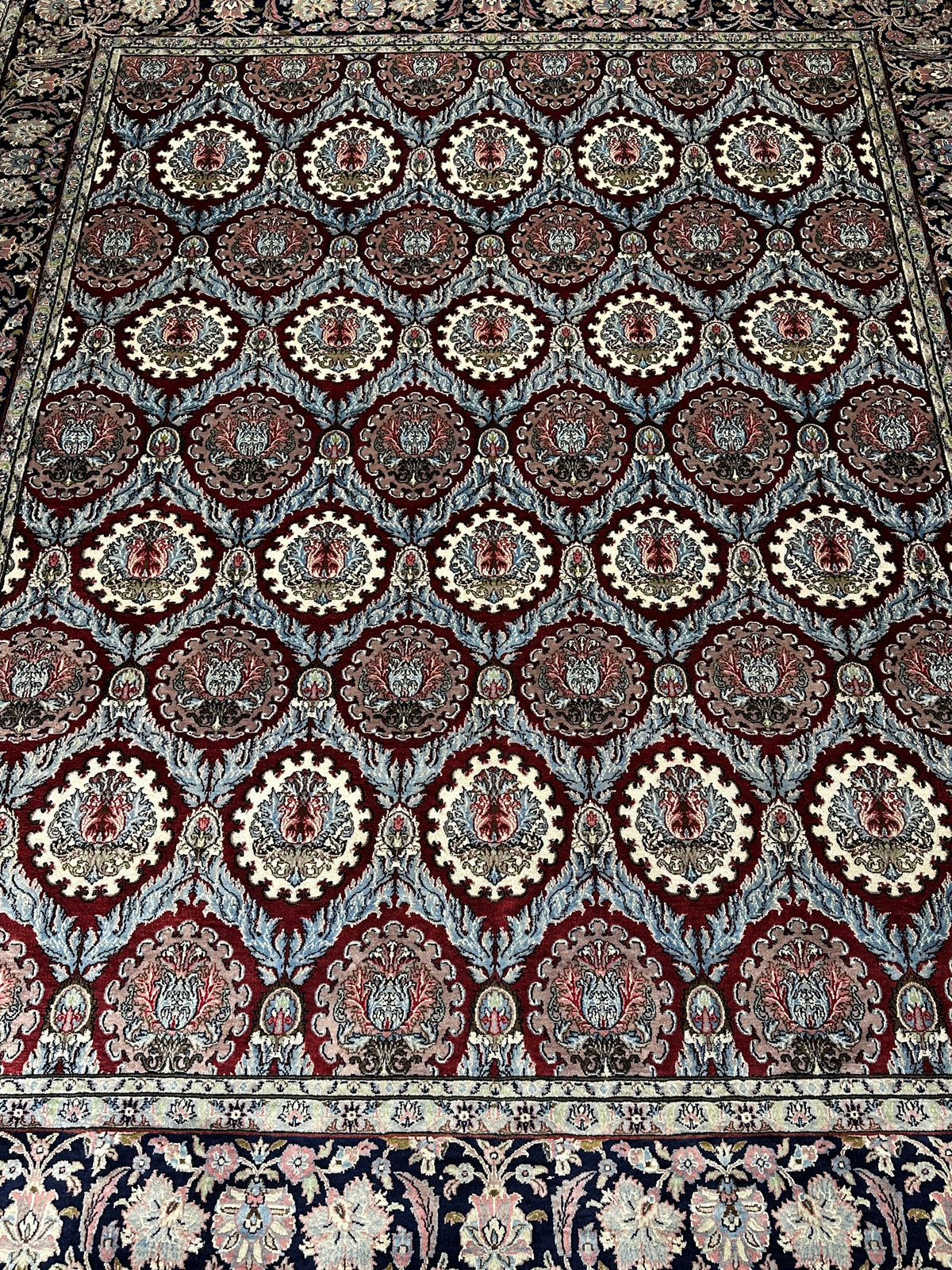 Kashmiri Rug  - 300 cm x 238 cm