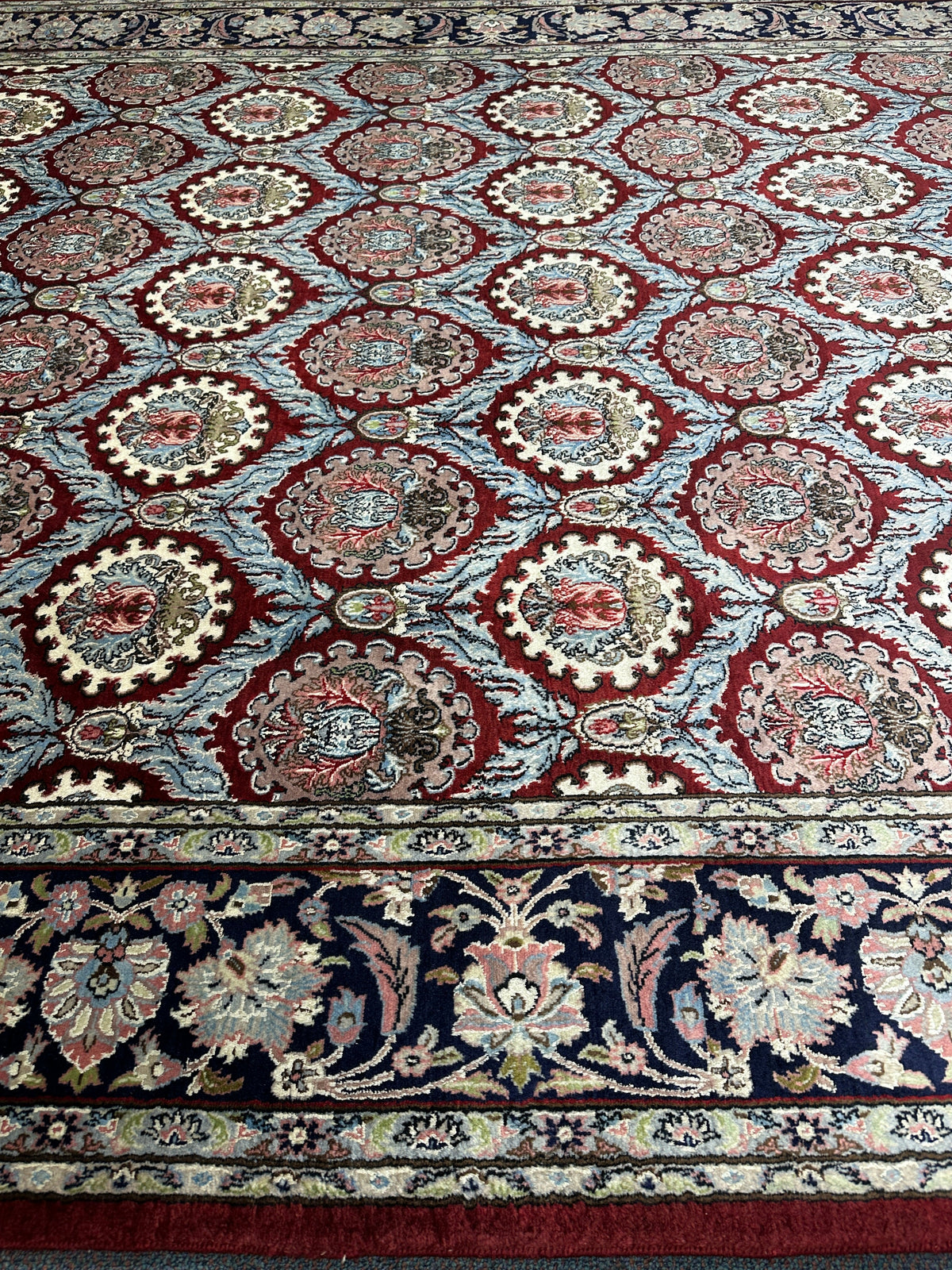 Kashmiri Rug  - 300 cm x 238 cm