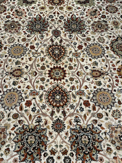 Kashmiri Rug  - 303 cm x 246 cm