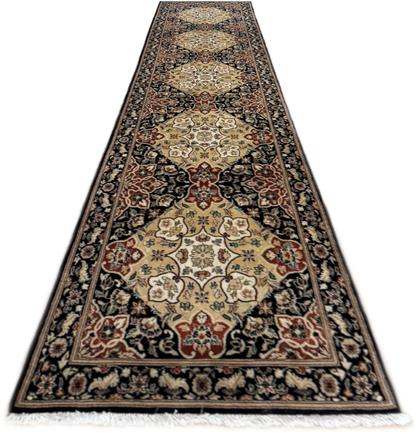 Kashmiri Rug  - 348 cm x 75 cm