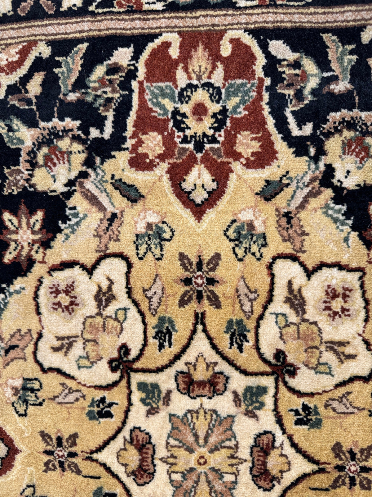 Kashmiri Rug  - 348 cm x 75 cm