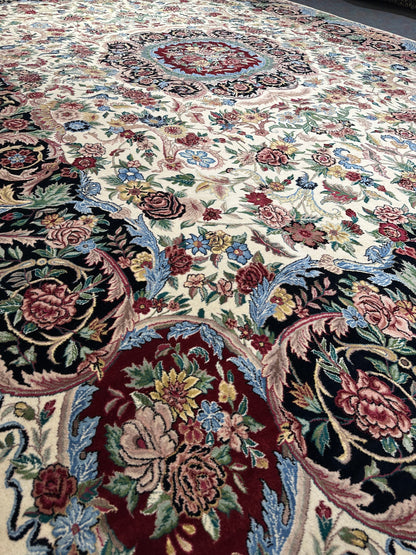 French Flower Rug - 434 cm x 298 cm