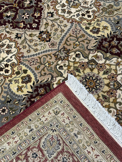 Kashmiri Rug - 378 cm x 273 cm