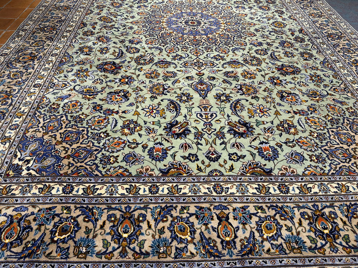Kashan Rug - 422 cm x 292 cm