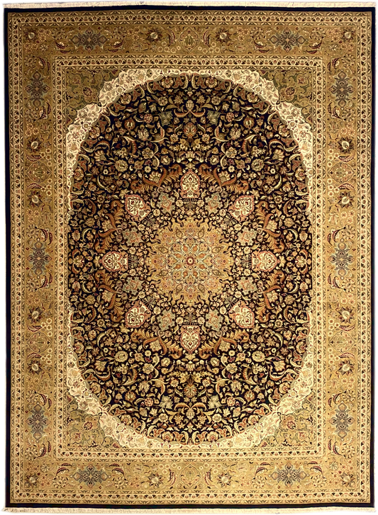 Kashmiri Rug - 379 cm x 272 cm