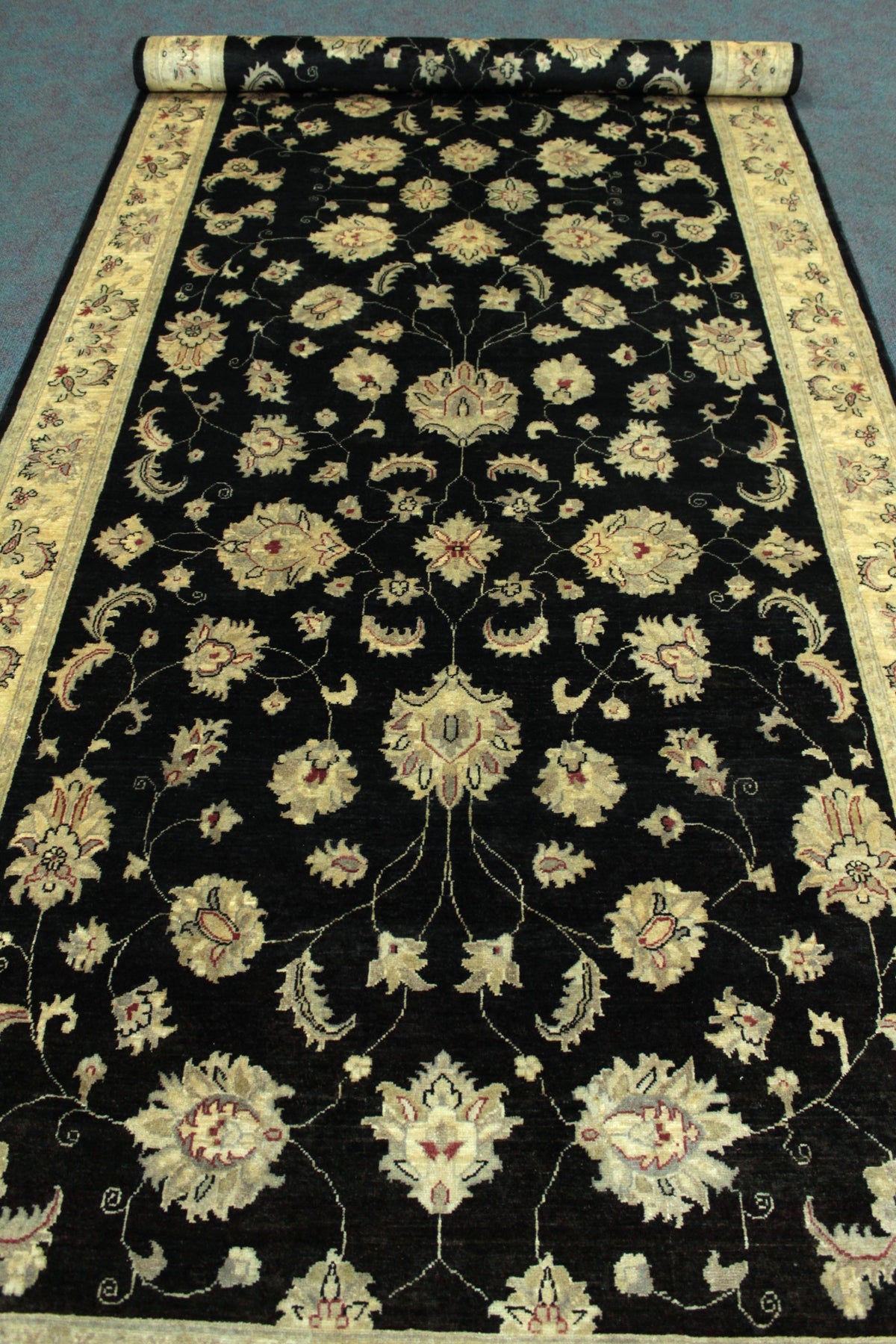 Chobi Rug  - 504 cm x 168 cm