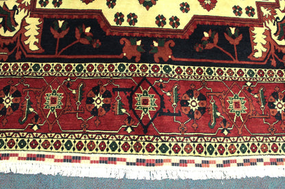 Heriz Rug  - 343 cm x 257 cm