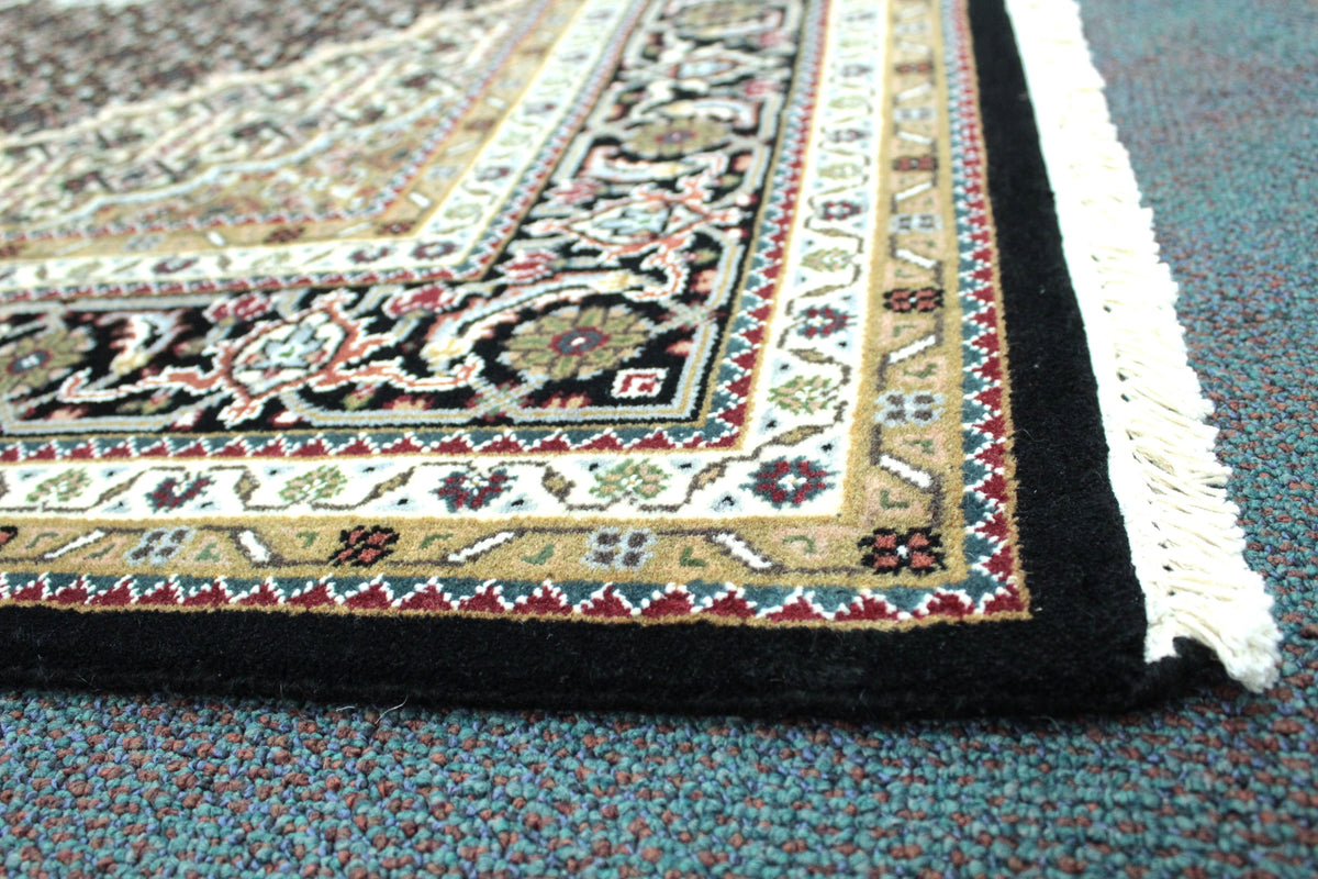 Mahi Tabriz Rug - 250 cm x 170 cm